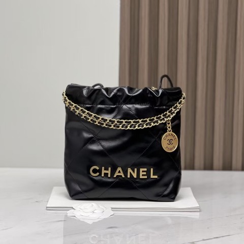 CHANEL 23S Mini 22 Bag – Black with Gold Hardware(20x19x6cm)