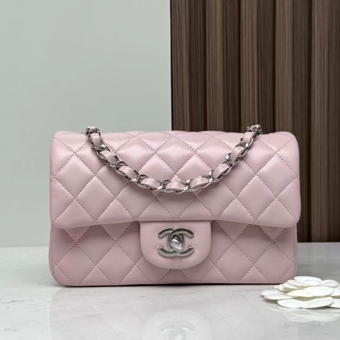 CHANEL Classic Flap Mini –‘Baby Pink’ (20cm)