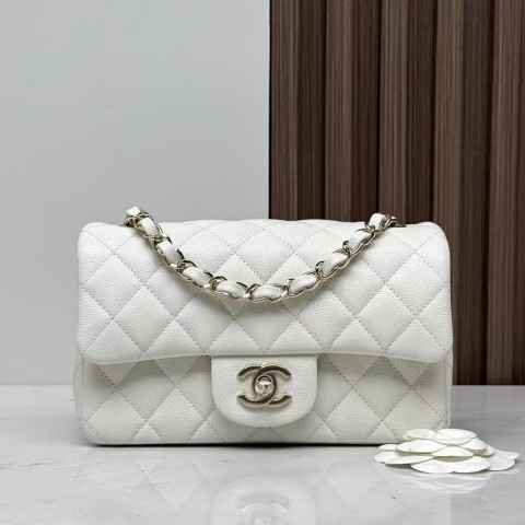 CHANEL Classic Flap Mini – Pure White’ (20cm)