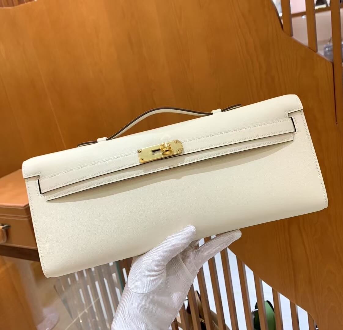 Hermès Kelly Cut Clutch Craie Swift Leather with Gold Hardware