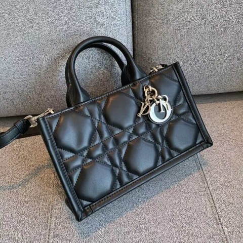 Dior Book Tote Bag – Black (Mini Size 21.5×13×7.5 cm)