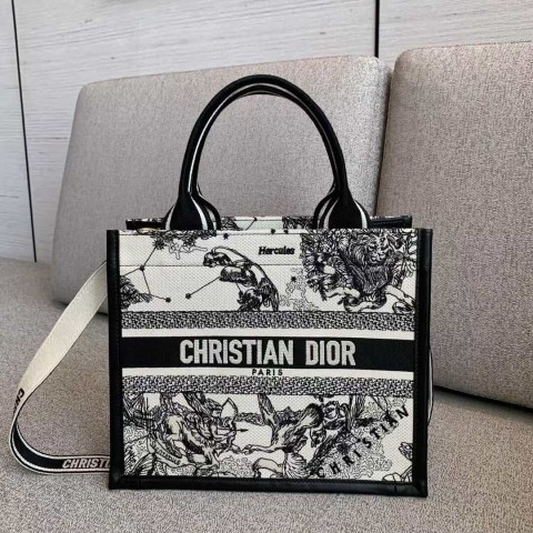 Dior Book Tote Bag – Zodiac Embroidery with Black Calfskin (Small Size 26.5×22×14 cm)