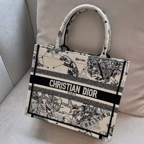 Dior Book Tote Bag – Black & White Zodiac Embroidery (Small Size 26.5×22×14 cm)