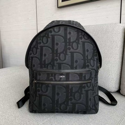 Dior Rider Backpack – Black with Oversized “D” Oblique (Size 30×42×15 cm)