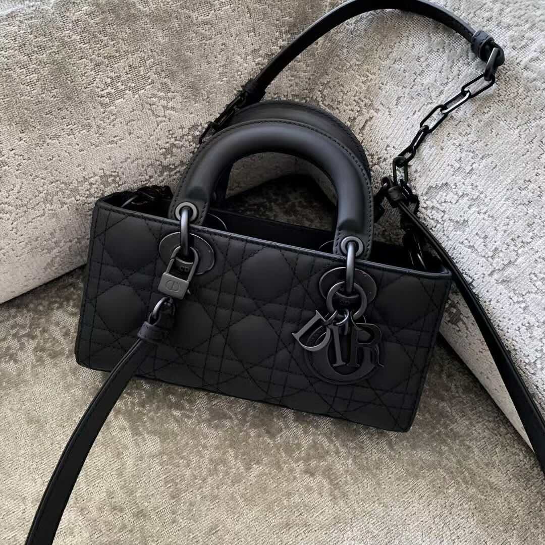 Dior Lady D-Joy Bag – Matte Black Calfskin (6 Grid, Size 22×11.5×6 cm)
