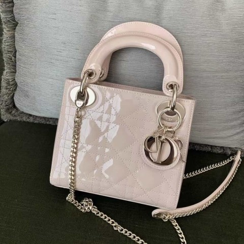 Dior Lady Dior Bag – Sakura Pink Lambskin (3 Grid, Size 17×15×7 cm)