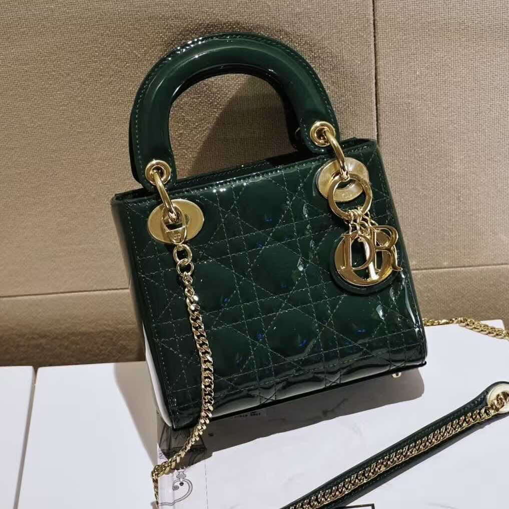Dior Lady Dior Bag – Dark Green Patent with Gold Hardware (3 Grid, Size 17×15×7 cm)