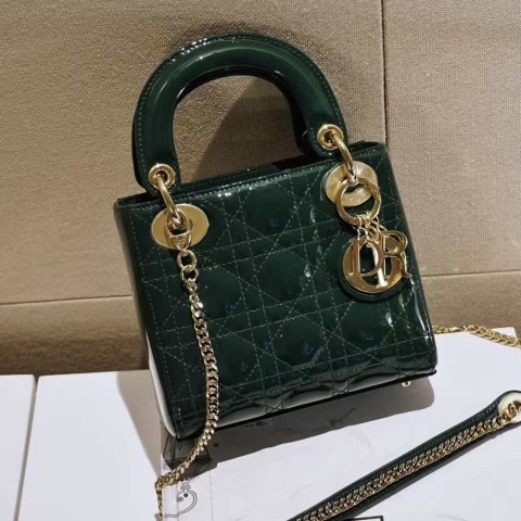 Dior Lady Dior Bag – Dark Green Patent with Gold Hardware (3 Grid, Size 17×15×7 cm)
