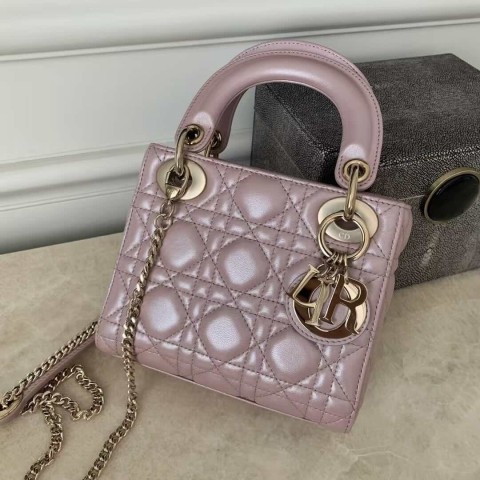 Dior Lady Dior Bag – Pearl Pink Lambskin (3 Grid, Size 17×15×7 cm)