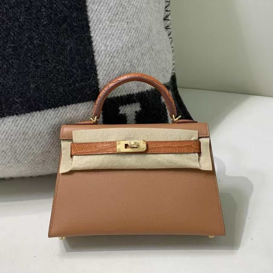 Hermès Kelly Mini II Touch in Gold Epsom and Alligator leather with gold hardware