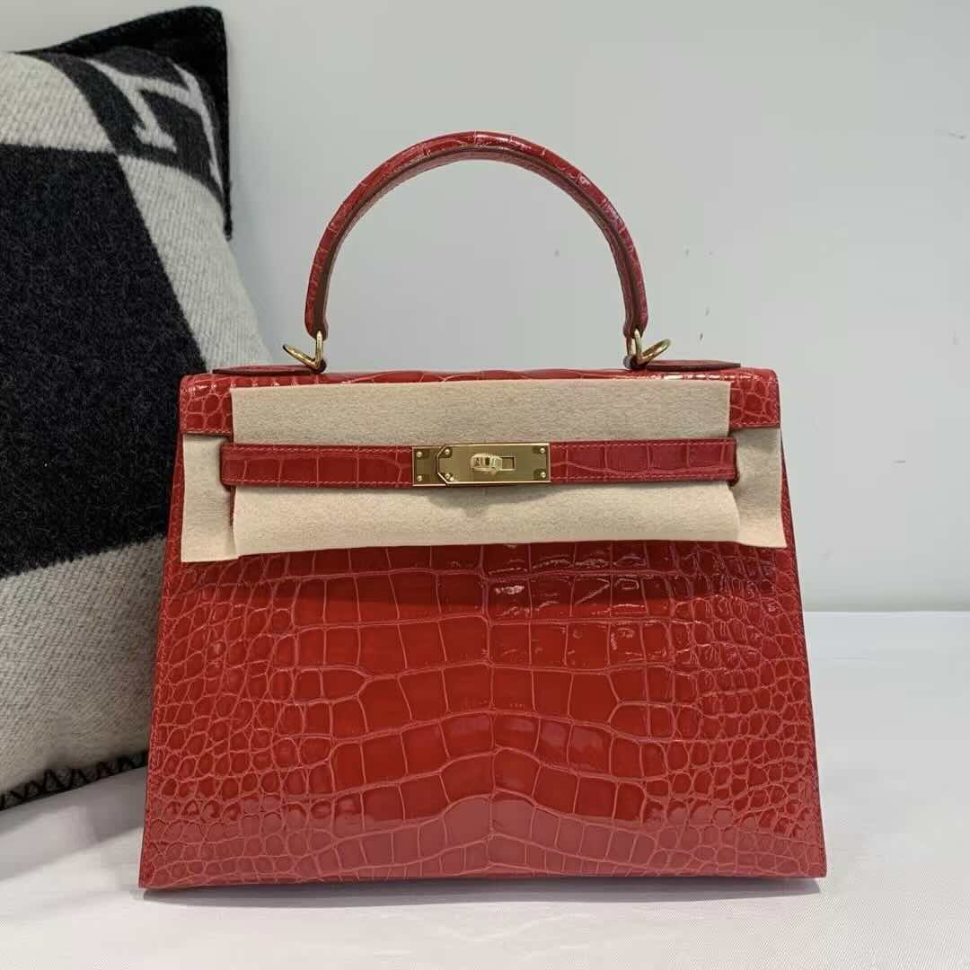 Hermès Kelly 28 Shiny American Alligator Ferrari Red – Gold Hardware