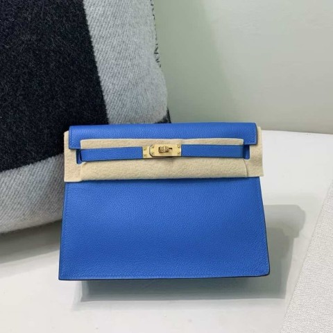Hermès Kelly Danse 25 Evercolor Blue Electric with Gold Hardware