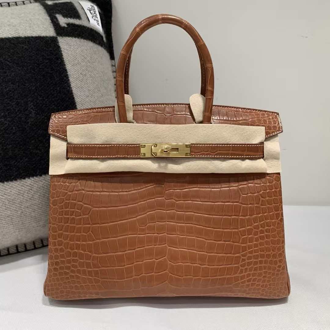 Hermès Birkin 30 Fauve Barenia Matte Alligator with Gold Hardware