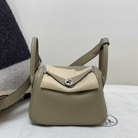 Hermès Lindy Mini 20 in Etoupe Clemence Leather with Palladium Hardware