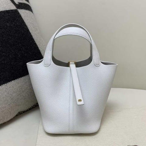 Hermès Picotin Lock 22 Blanc Clemence Leather with Gold Hardware