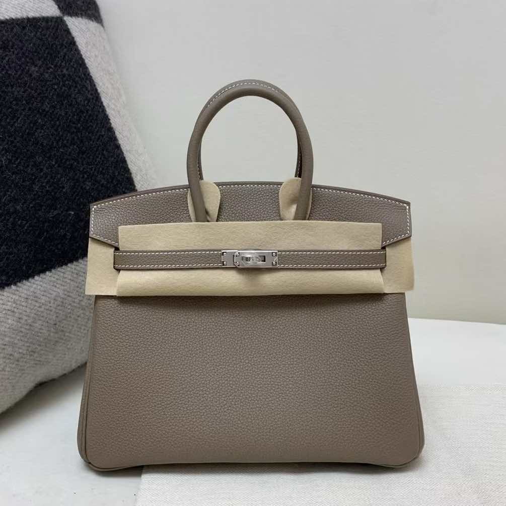 Hermès Birkin 25 Togo Etoupe PHW