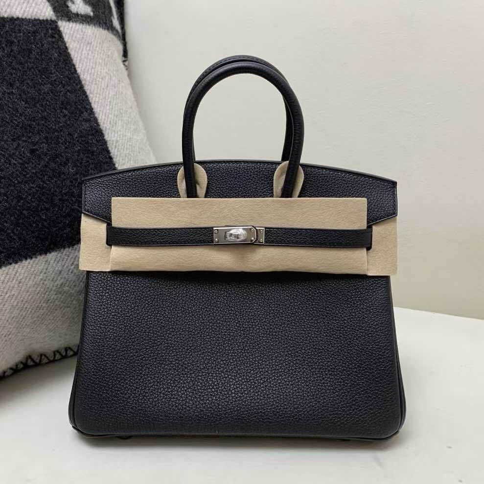 Hermès Birkin 25 Togo Black with Palladium Hardware