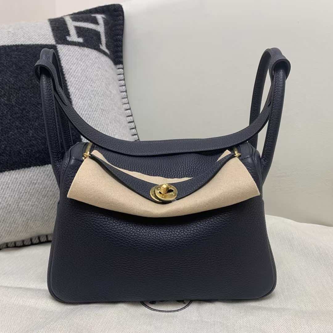 Hermès Lindy 30 in Black Clemence Leather with Gold Hardware