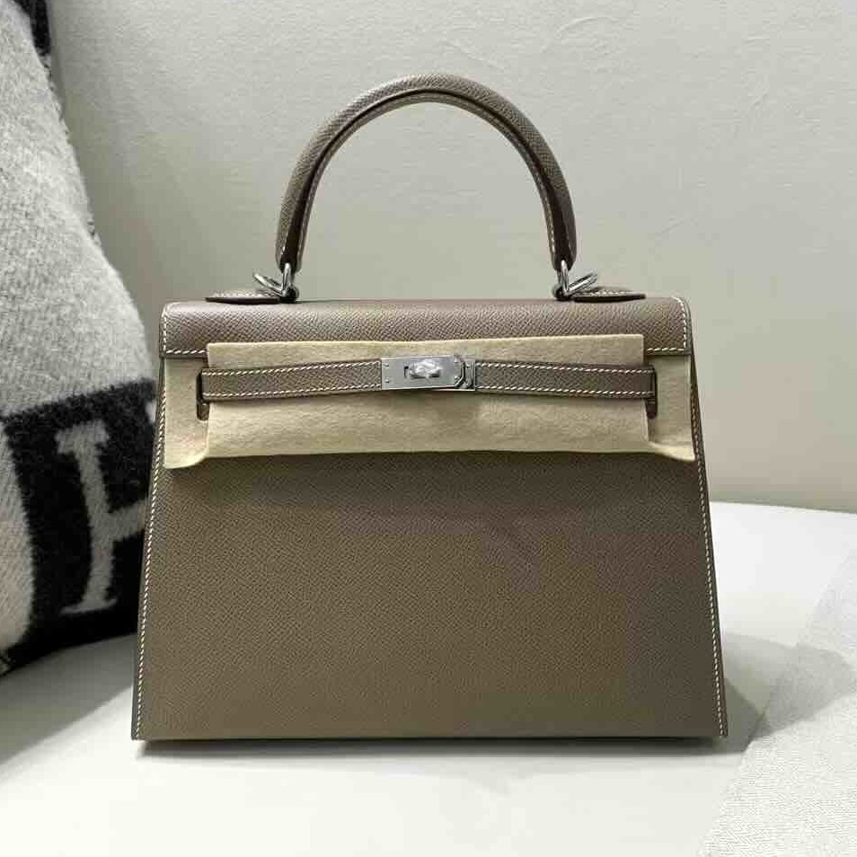 Hermès Kelly 25 Epsom Etoupe x Palladium hardware