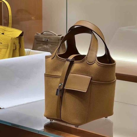 Hermès Picotin Lock Cargo 18 Gold Canvas x Swift Leather Palladium Hardware