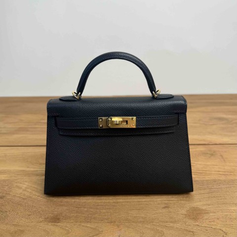 Hermès Kelly Mini II in Noir Epsom with Gold Hardware