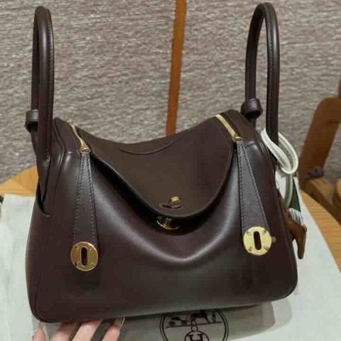 Hermès Lindy 26 Rouge Sellier Swift Leather Gold Hardware