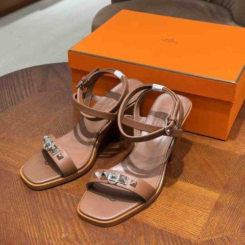 Hermès Medor Stud Heels Calfskin / Size 34–41