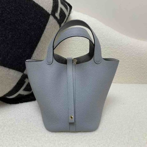 Hermès Picotin Lock 18cm Clemence  P0 Gris Muette / Gold Hardware