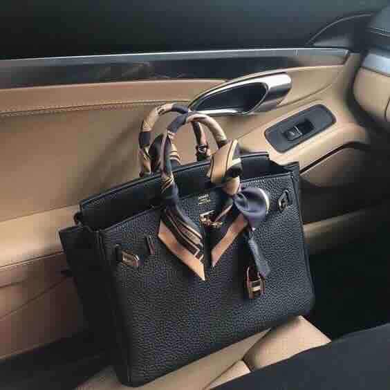 Hermès Birkin 25 Noir Togo x Gold Hardware