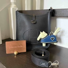 Hermès Evelyne TPM in Noir Clemence Palladium
