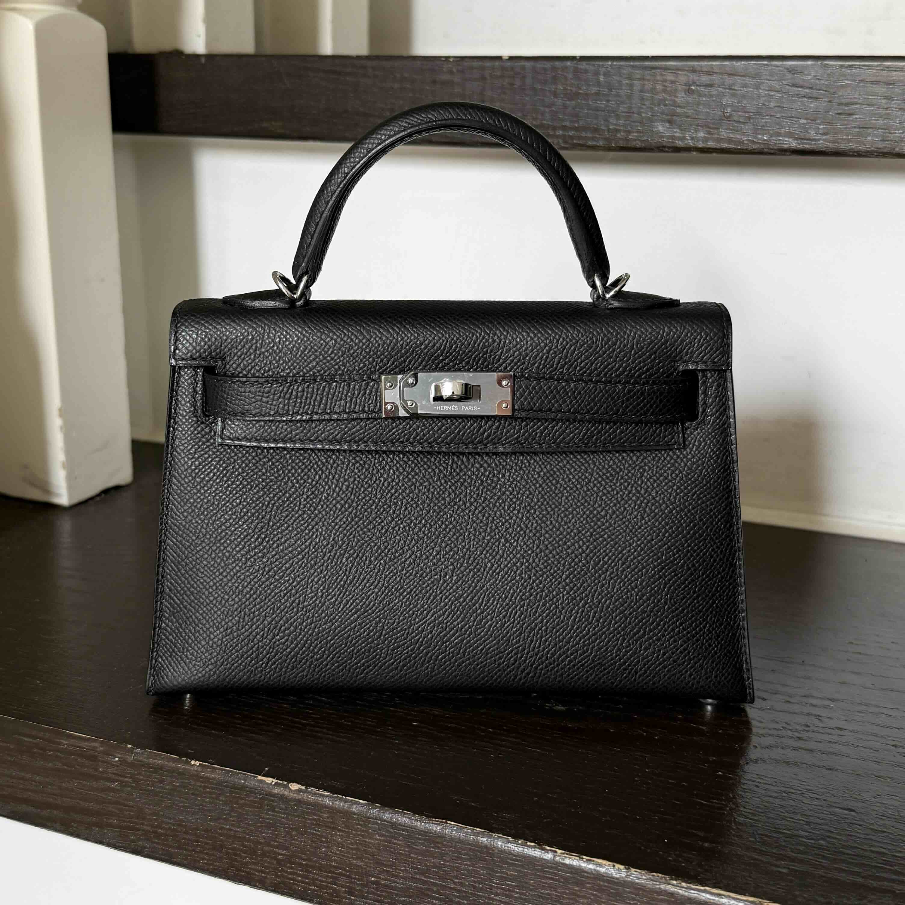 Hermès MinKelly Noir Epsom with Palladium Hardware