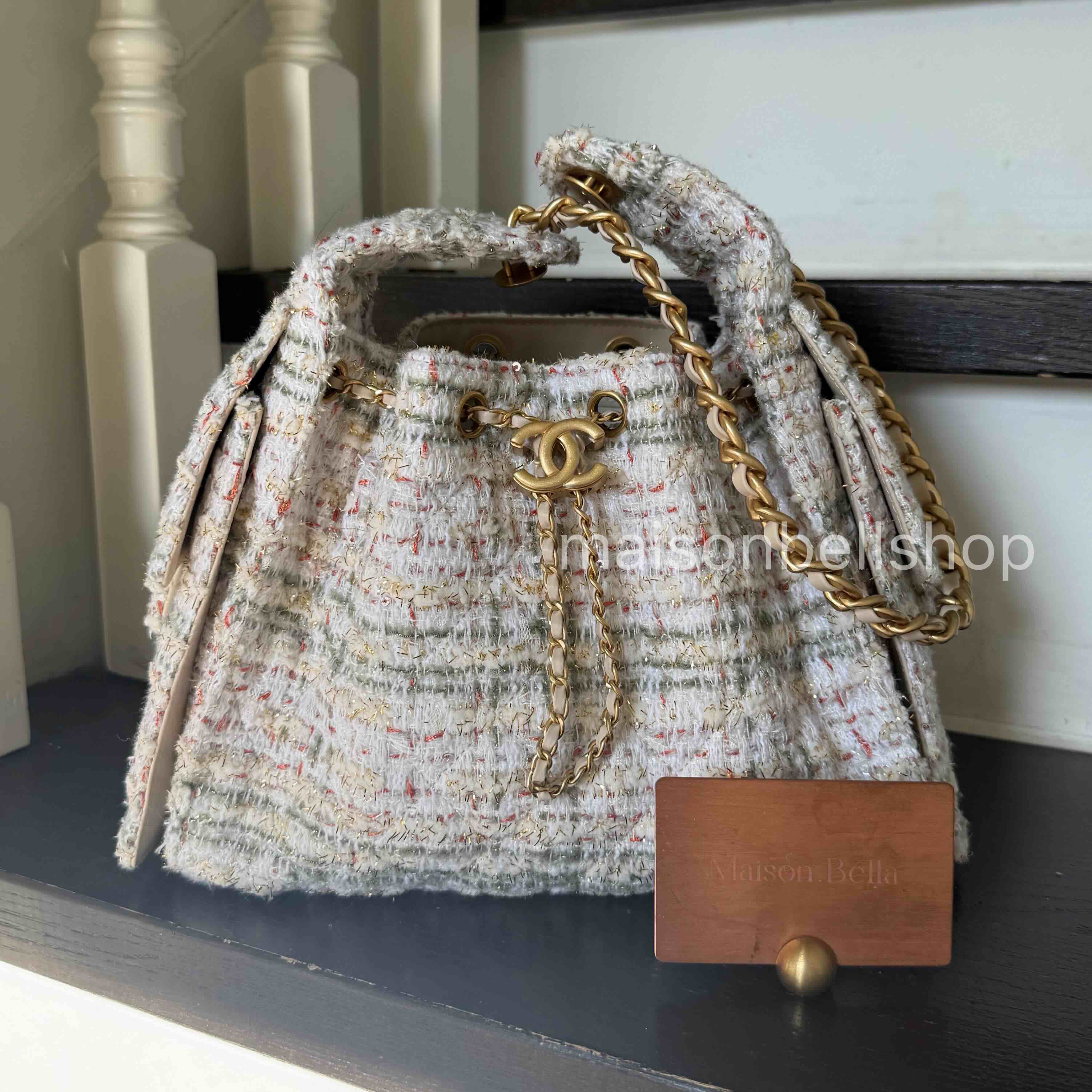 CHANEL 25 Tweed Bag
