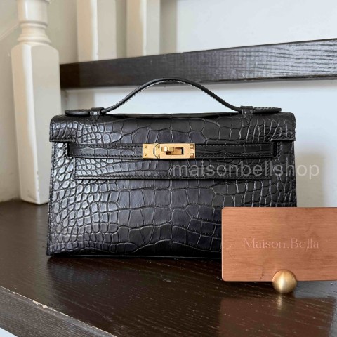 Hermès Pochette Alligator Noir  x Gold Hardware